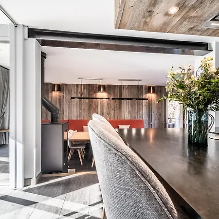 Aman Argentiere - By Emerald Chalet Chamonix